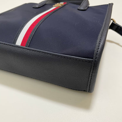 TOMMY HILFIGER トミーヒルフィガー ショルダーバッグ 斜め掛け ミニバッグ レディース ナイロン シンプル ネイビー