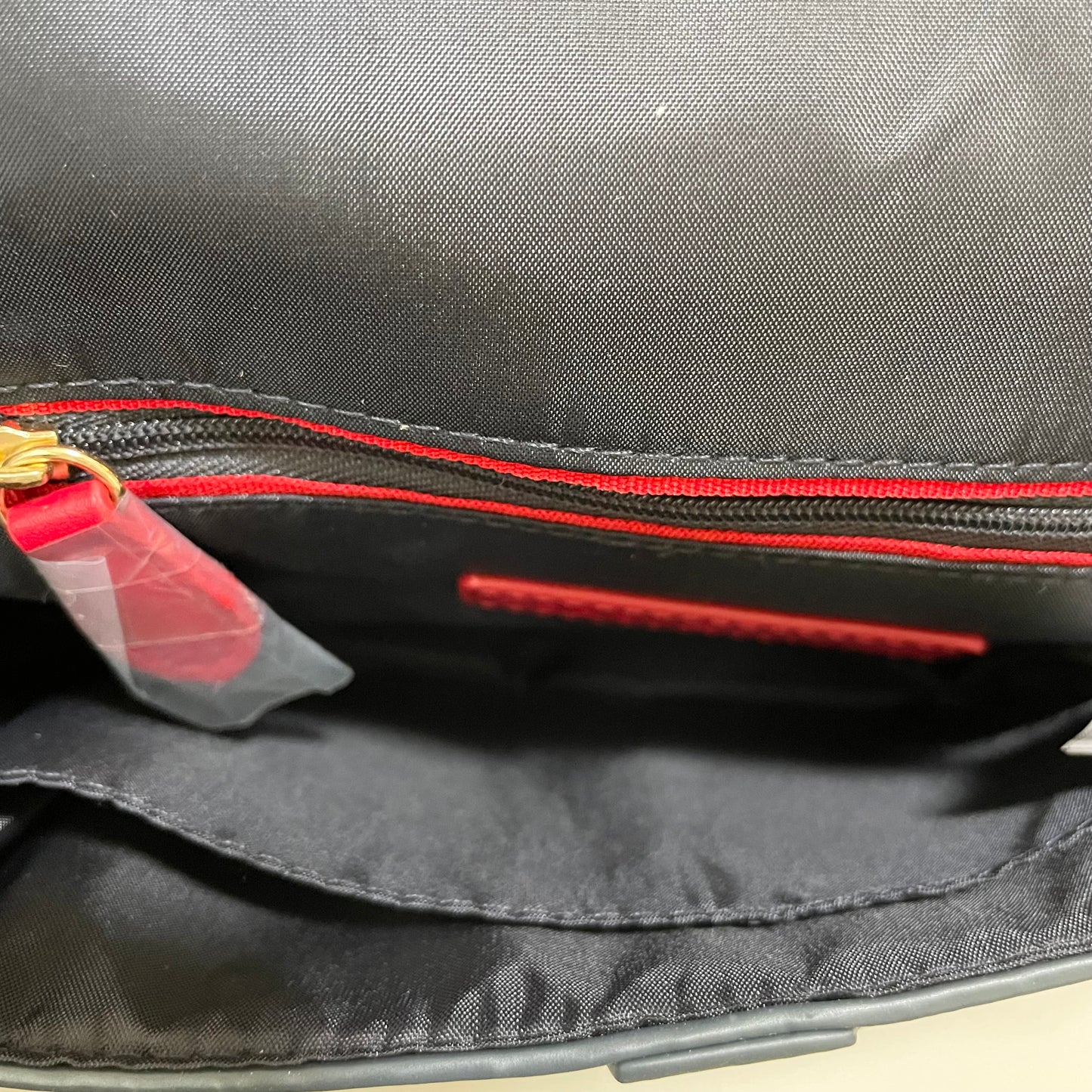 TOMMY HILFIGER トミーヒルフィガー ショルダーバッグ 斜め掛け ミニバッグ レディース 総柄 ロゴ 紺 ネイビー