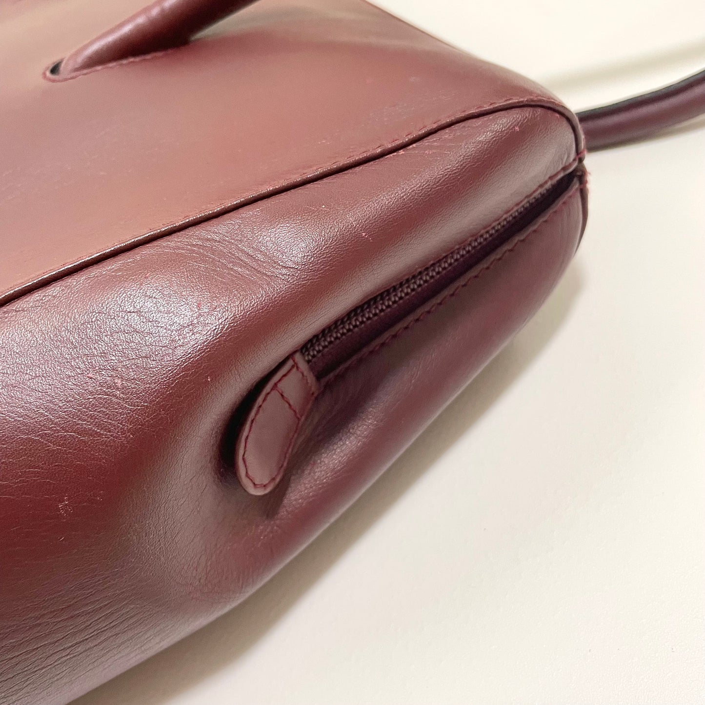 Cartier カルティエ トートバッグ マストライン 肩掛け レザー レディース ボルドー 美品 中古