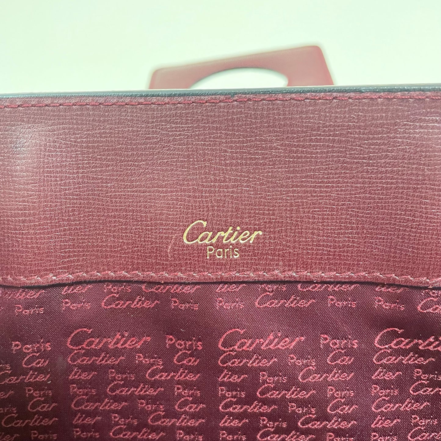 Cartier カルティエ ショルダーバッグ ターンロック マストライン 斜め掛け レザー レディース 美品 ボルドー 中古