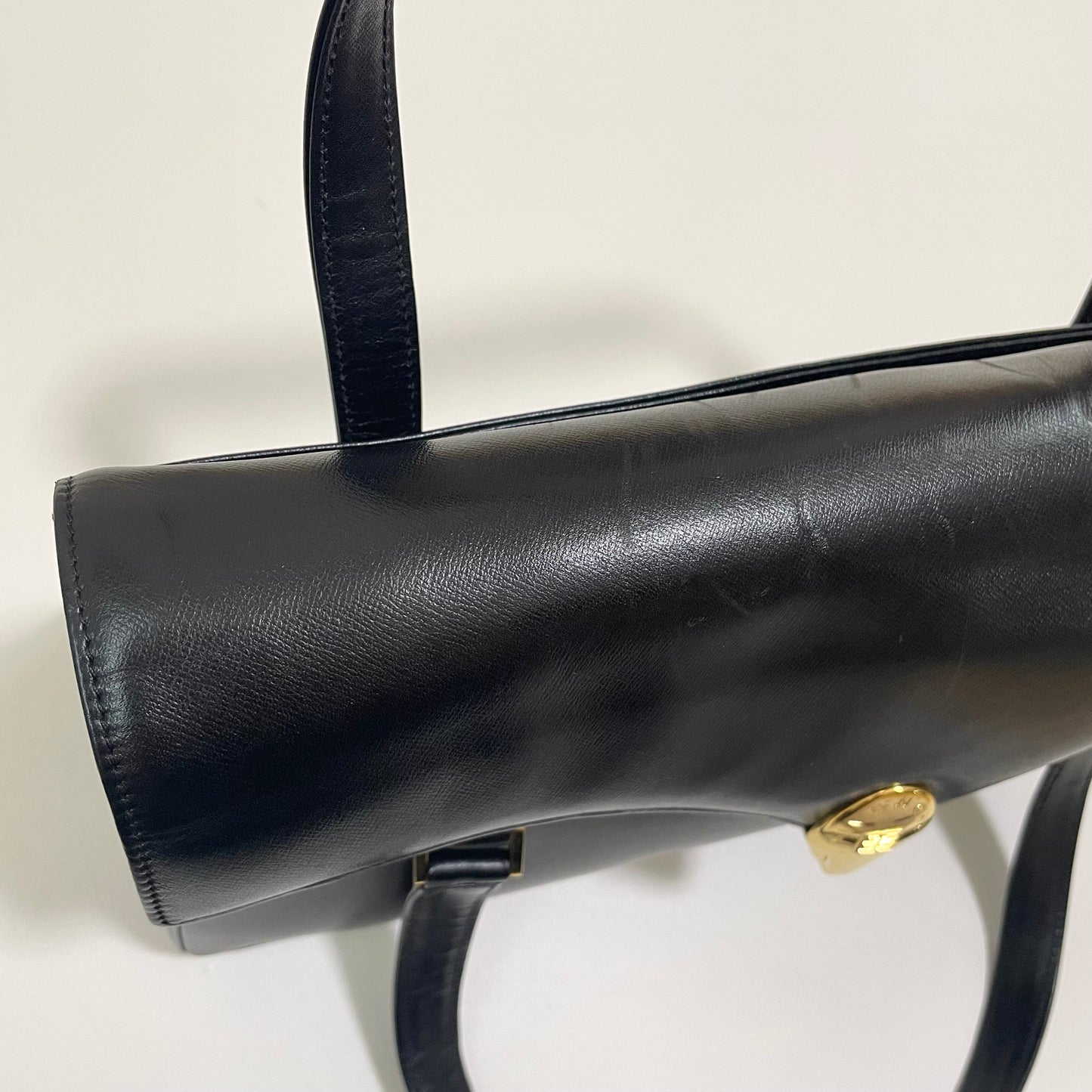 GIVENCHY ジバンシー ハンドバッグ フォーマルバッグ ミニバッグ レディース シンプル 黒 ブラック 美品 中古