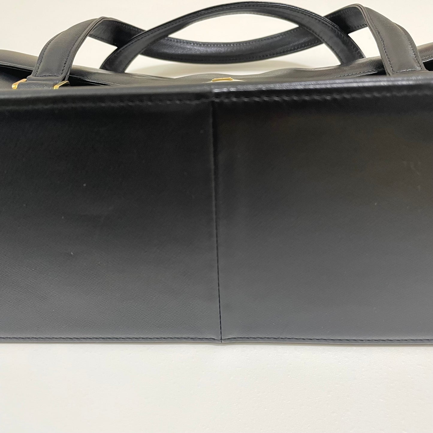 GIVENCHY ジバンシー ハンドバッグ フォーマルバッグ ミニバッグ レディース シンプル 黒 ブラック 美品 中古