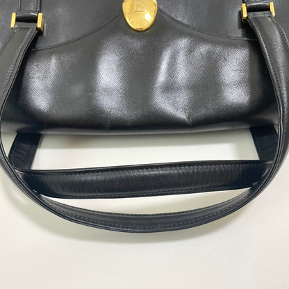 GIVENCHY ジバンシー ハンドバッグ フォーマルバッグ ミニバッグ レディース シンプル 黒 ブラック 美品 中古