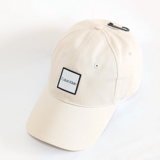 Calvin Klein キャップ ベージュ 帽子 センターロゴ 男女兼用 白