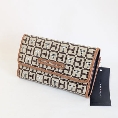 Tommy Hilfiger 長財布 おしゃれ 人気 ロゴ ブラウン TH柄