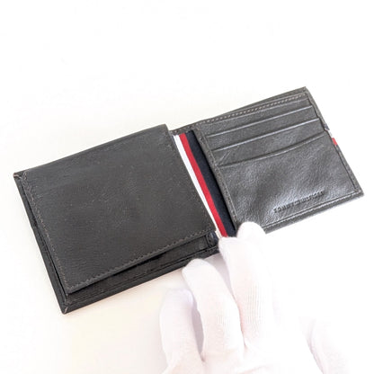 Tommy Hilfiger 折財布 コンパクト トリコロール柄 黒 二つ折り