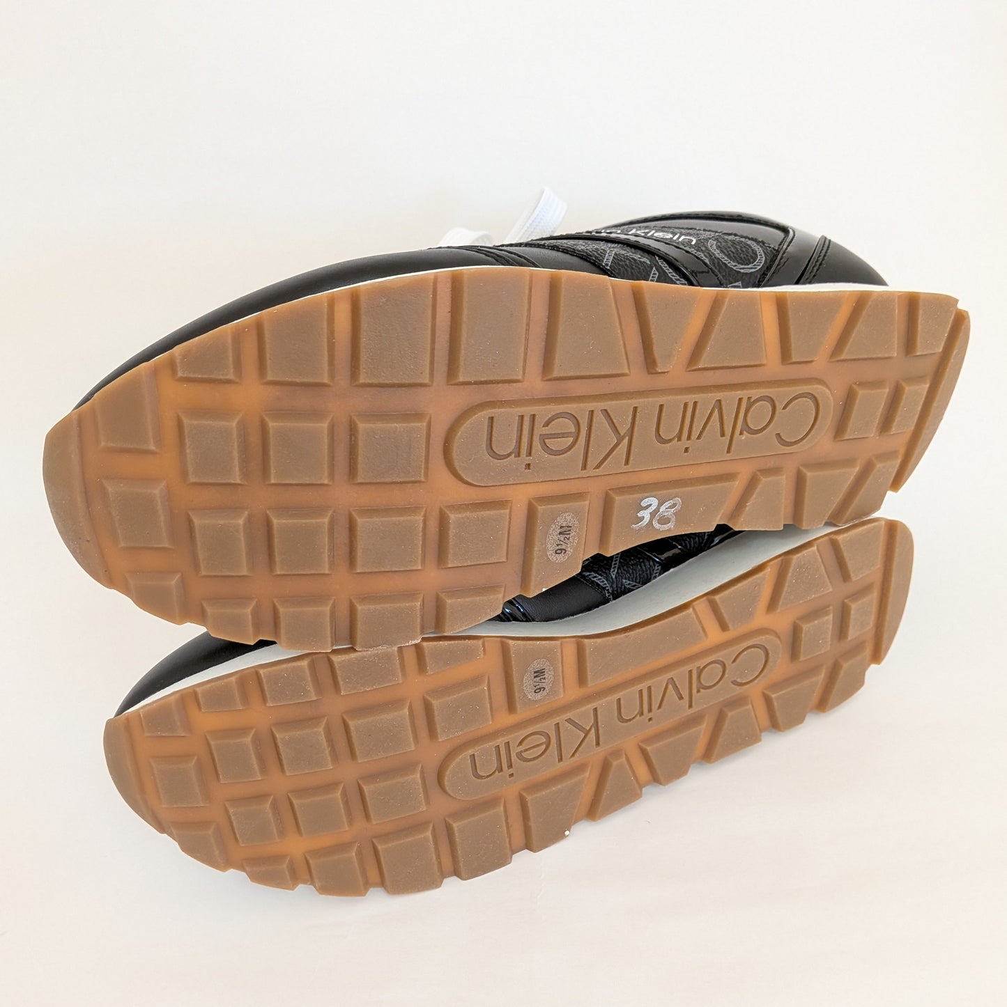 Calvin Klein スニーカー ブラック CKロゴ 総柄 おしゃれ 27.5cm