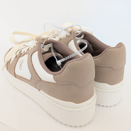 Calvin Klein スニーカー ベージュ 人気色 CKロゴ ワンポイント 27.5cm