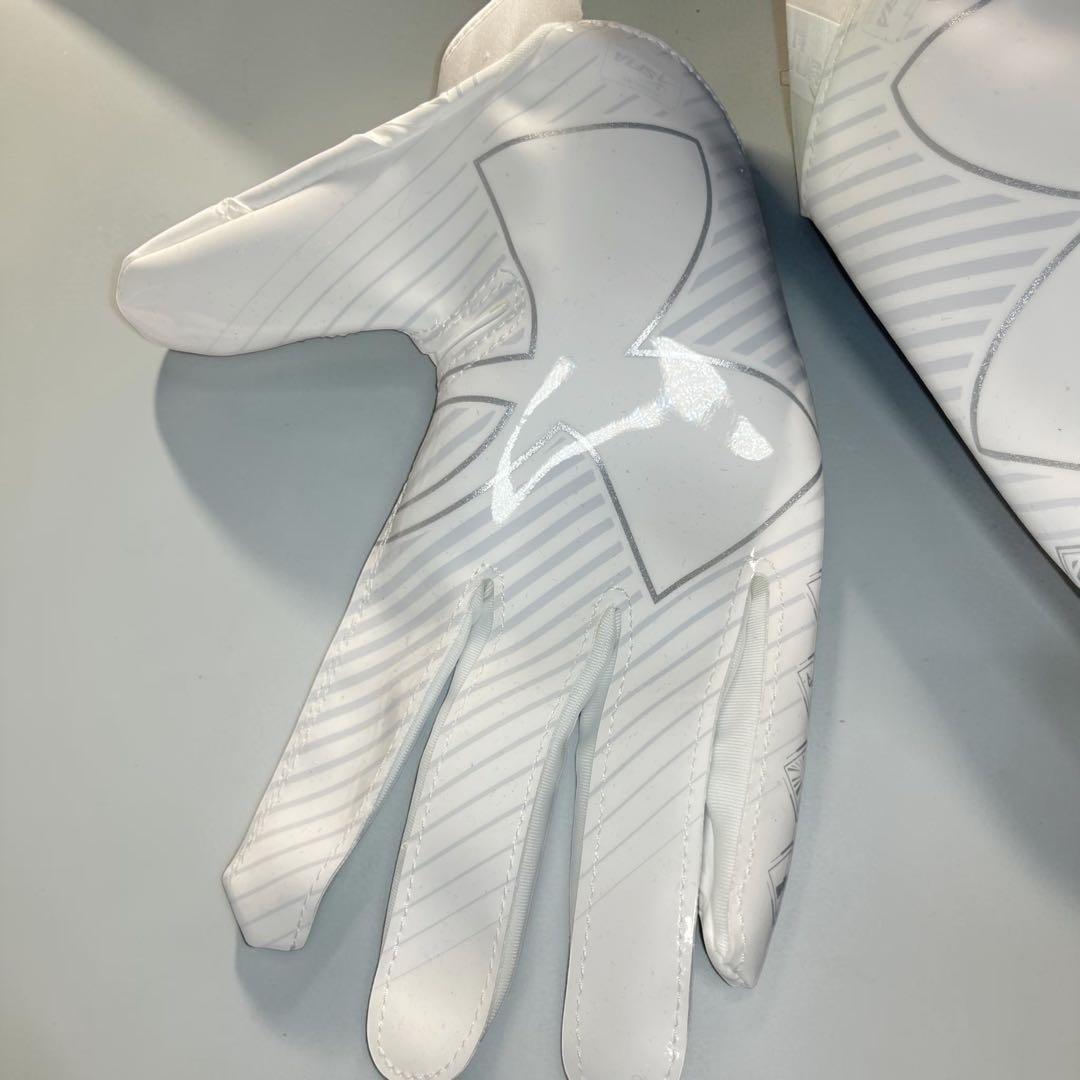 新品未使用】 Under Armour F9 Nitro グローブ