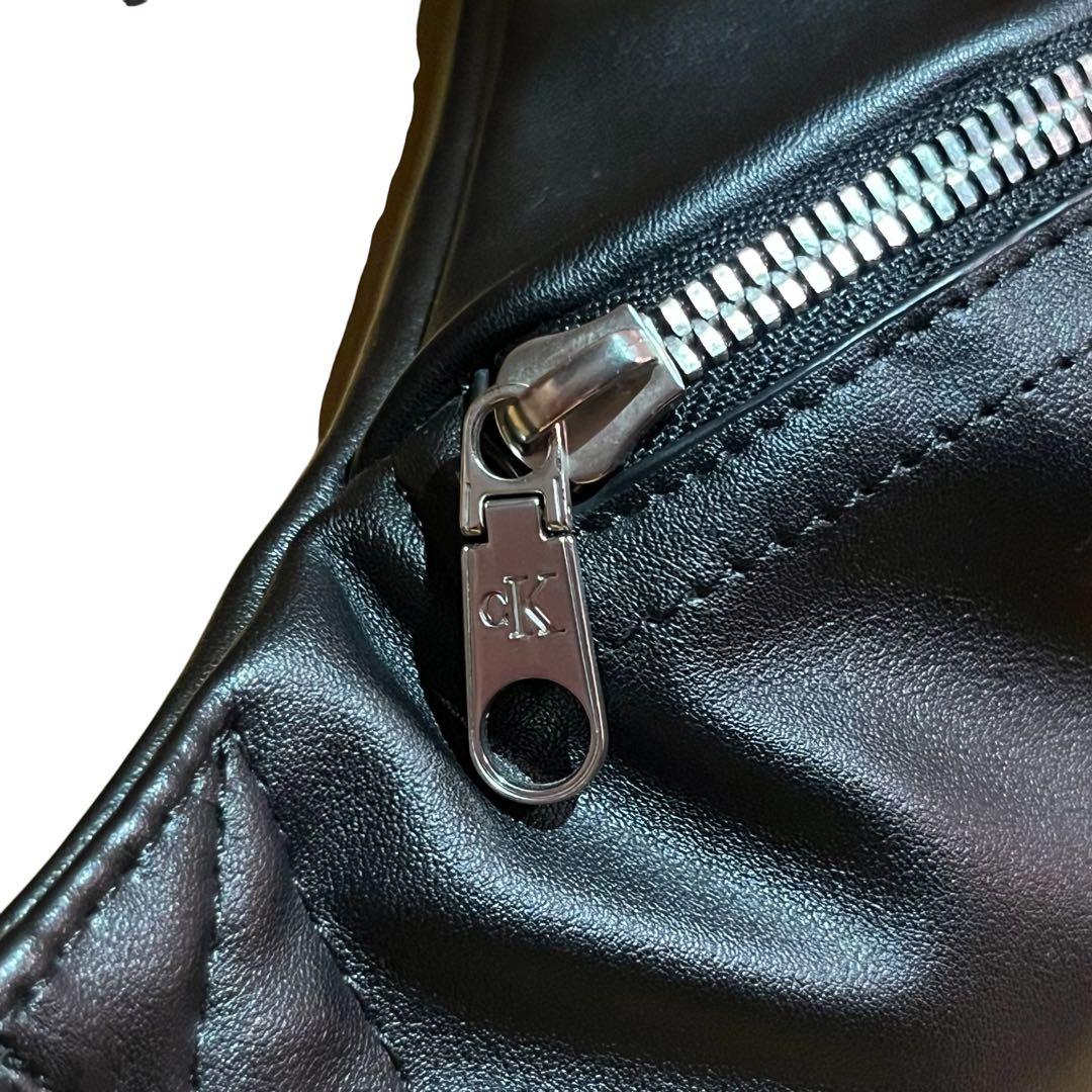 Calvin Klein ボディバッグ ウエストポーチ ブラック