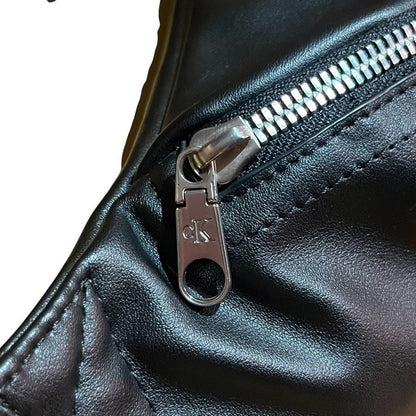 Calvin Klein ボディバッグ ウエストポーチ ブラック