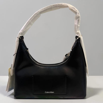 【新品タグ付】Calvin Klein 2WAYショルダーバッグ ブラック